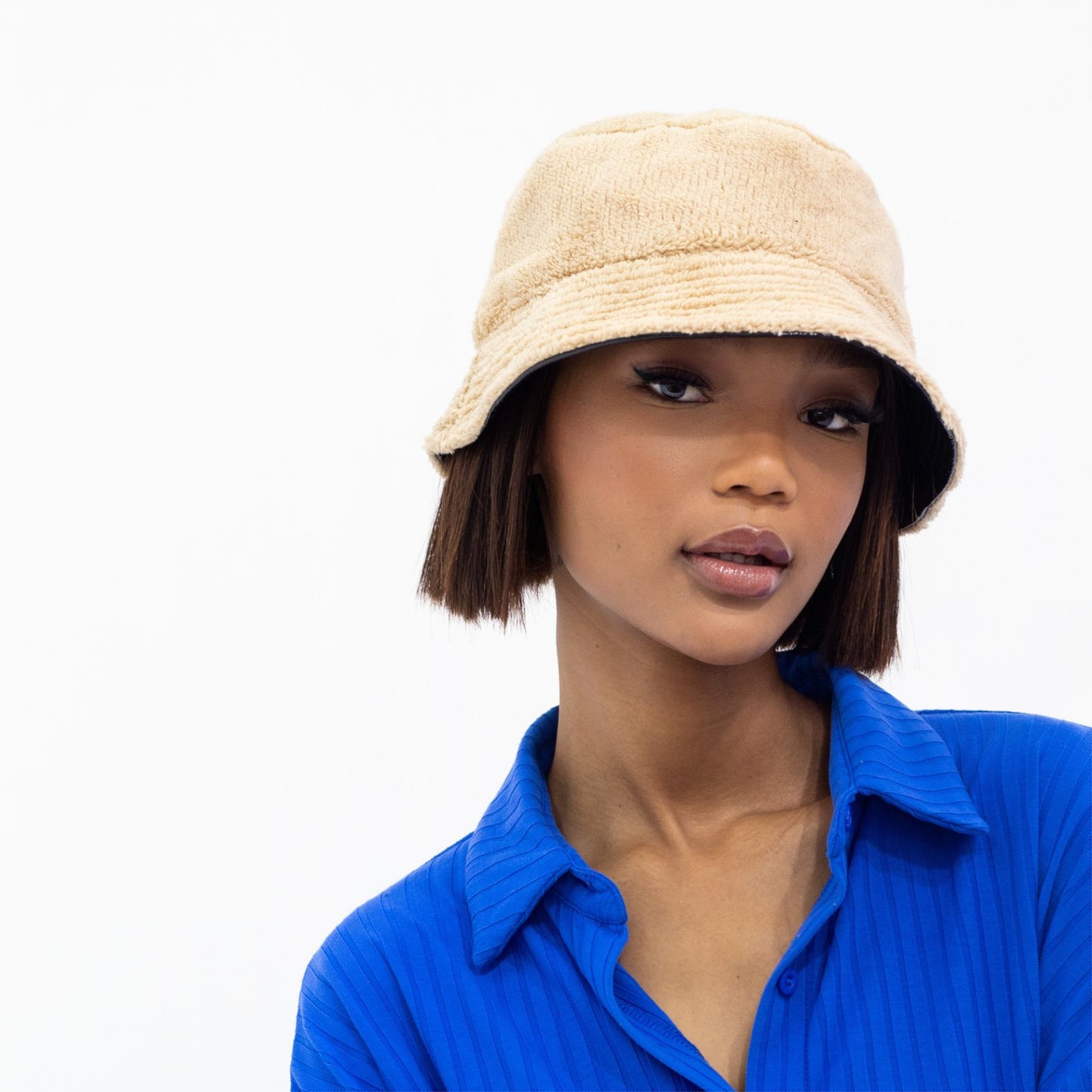 Reversible black & Fur